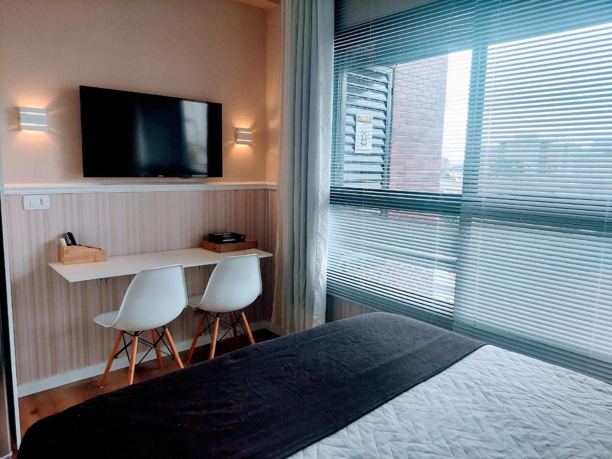 Apto Studio Area Central - Valor Para 2 Pessoas - Criancas Gratis - Colchao Com Massageador! Curitiba Exterior foto